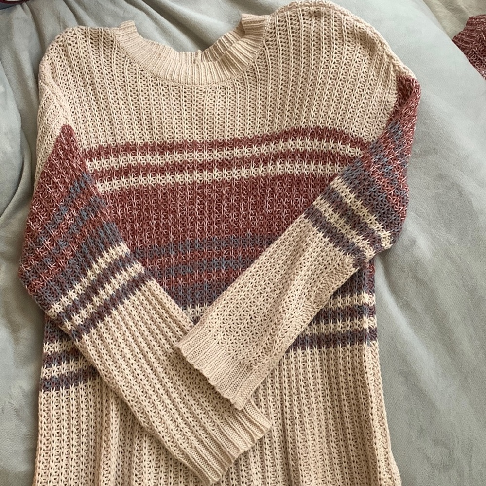 American Eagle dropped shoulder sweater, size XS